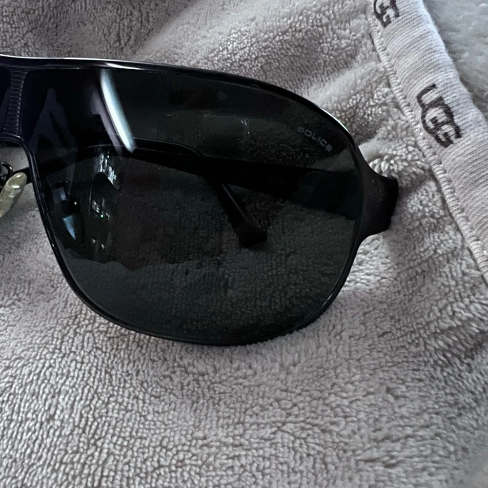 Police Brand Sunglasses S8415 COL0568 - Picture 2 of 8